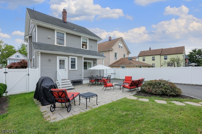 528 Downer Street Westfield NJ 07090