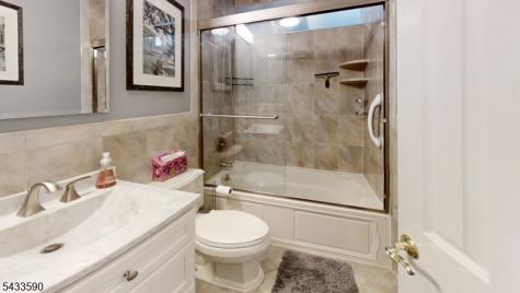 4 Meade Court Piscataway NJ 08854