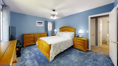 4 Meade Court Piscataway NJ 08854