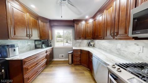 4 Meade Court Piscataway NJ 08854