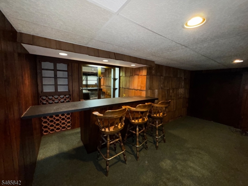 27 Frieda Lane Woodbridge NJ 07067