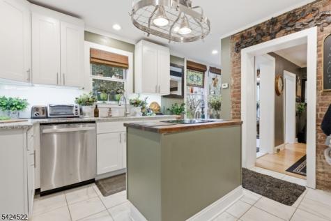 30 Swan Street Lambertville NJ 08530