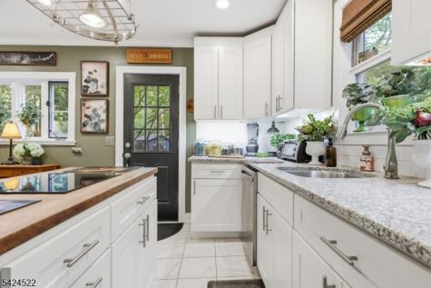 30 Swan Street Lambertville NJ 08530
