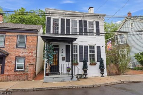 30 Swan Street Lambertville NJ 08530