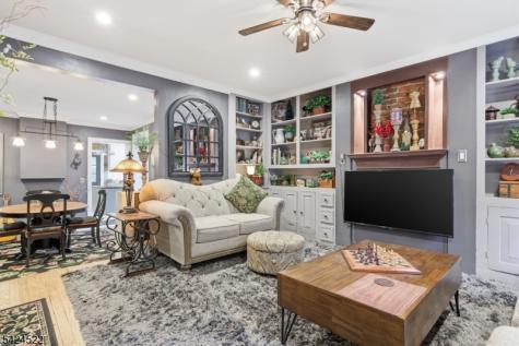 30 Swan Street Lambertville NJ 08530