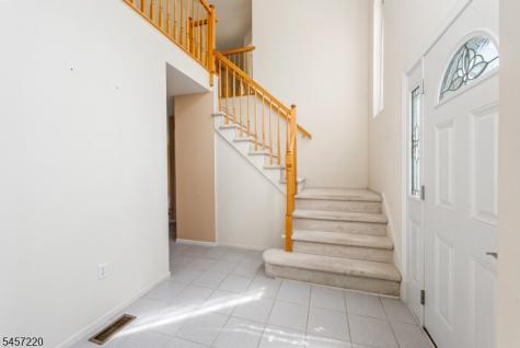4 Hawthorn Drive Roxbury NJ 07876