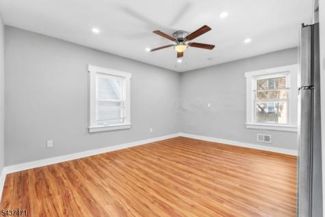 81 Kuna Terrace Irvington NJ 07111