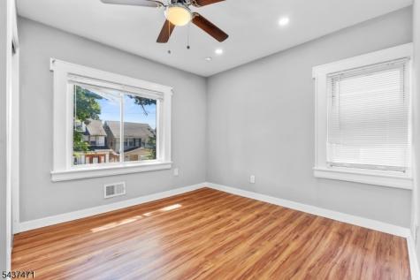 81 Kuna Terrace Irvington NJ 07111