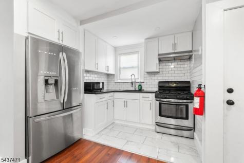 81 Kuna Terrace Irvington NJ 07111