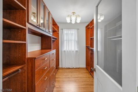 23 Mount Vernon Road Montclair NJ 07043