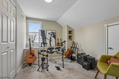 23 Mount Vernon Road Montclair NJ 07043