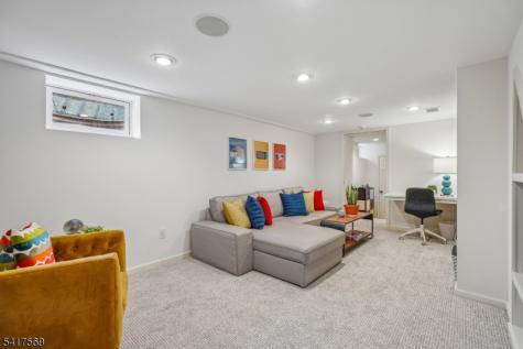 23 Mount Vernon Road Montclair NJ 07043