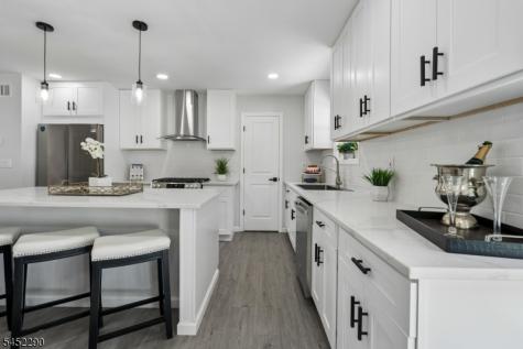 26 Hunterdon Road West Orange NJ 07052