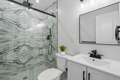 26 Hunterdon Road West Orange NJ 07052