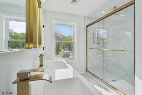 26 Hunterdon Road West Orange NJ 07052