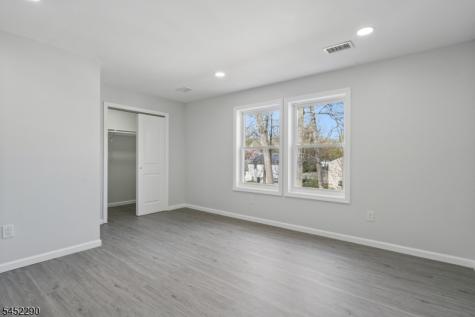 26 Hunterdon Road West Orange NJ 07052