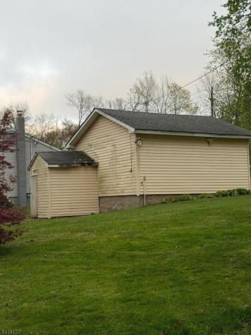 10 Bellows Lane Montville NJ 07082