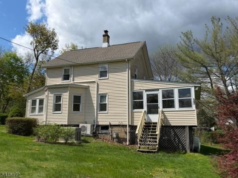10 Bellows Lane Montville NJ 07082