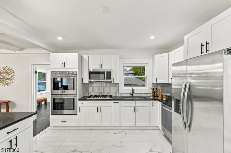 60 Warrington Place East Orange NJ 07017