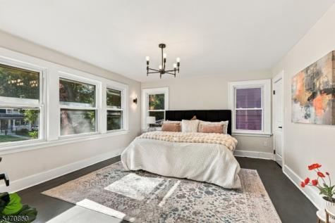 60 Warrington Place East Orange NJ 07017