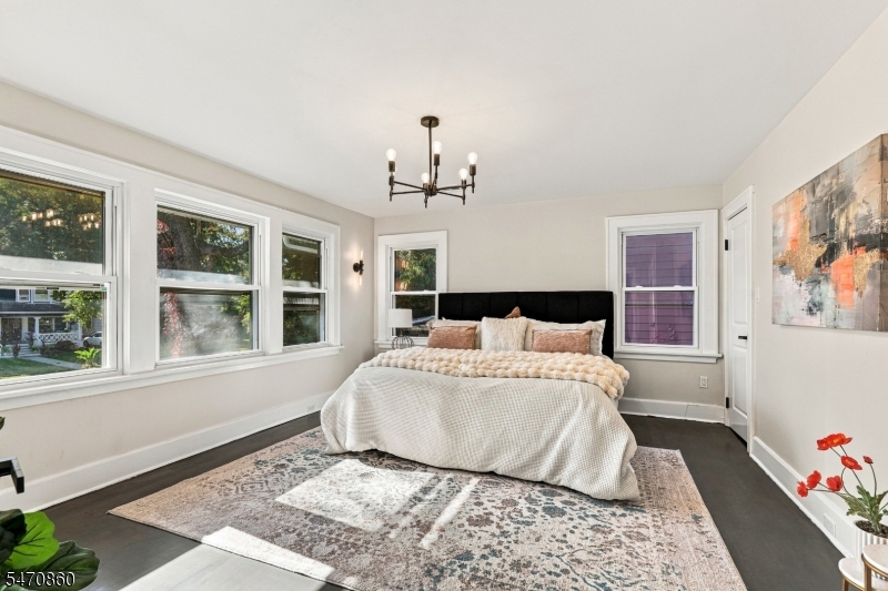 60 Warrington Place East Orange NJ 07017