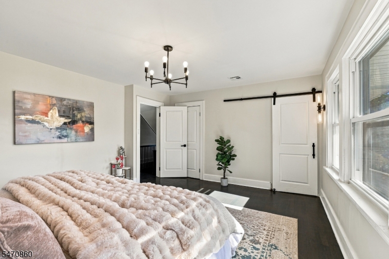 60 Warrington Place East Orange NJ 07017