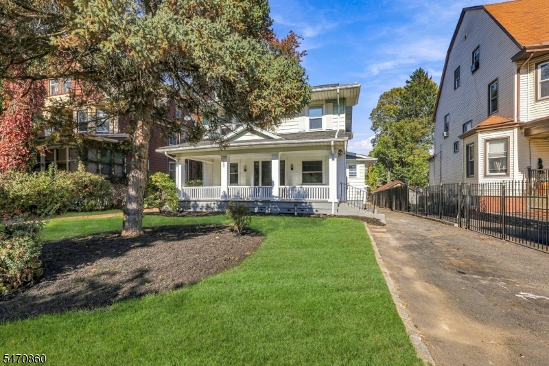 60 Warrington Place East Orange NJ 07017