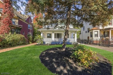 60 Warrington Place East Orange NJ 07017