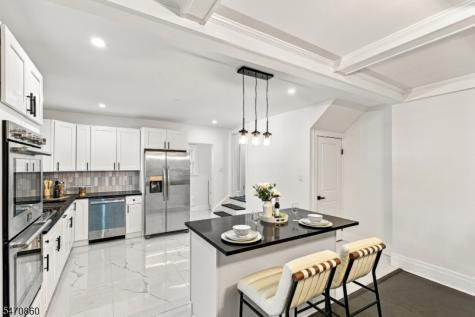 60 Warrington Place East Orange NJ 07017