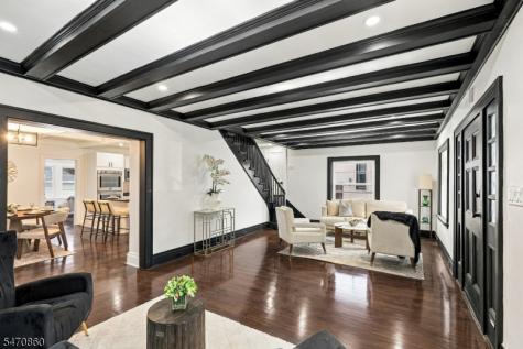 60 Warrington Place East Orange NJ 07017