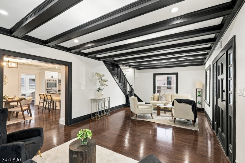 60 Warrington Place East Orange NJ 07017