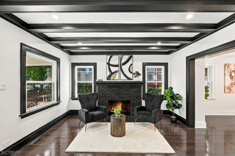 60 Warrington Place East Orange NJ 07017