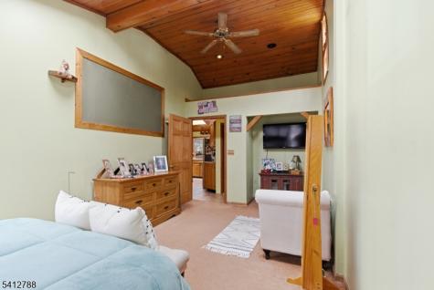 543 Lakeside Avenue Hopatcong NJ 07821