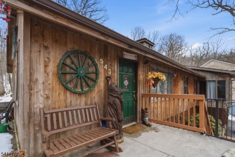 543 Lakeside Avenue Hopatcong NJ 07821