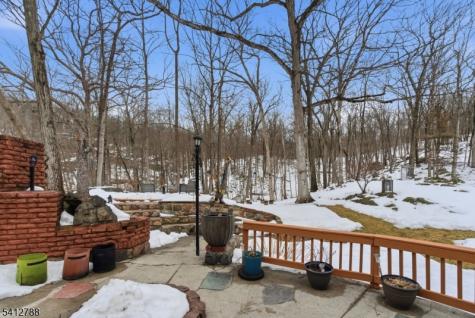543 Lakeside Avenue Hopatcong NJ 07821