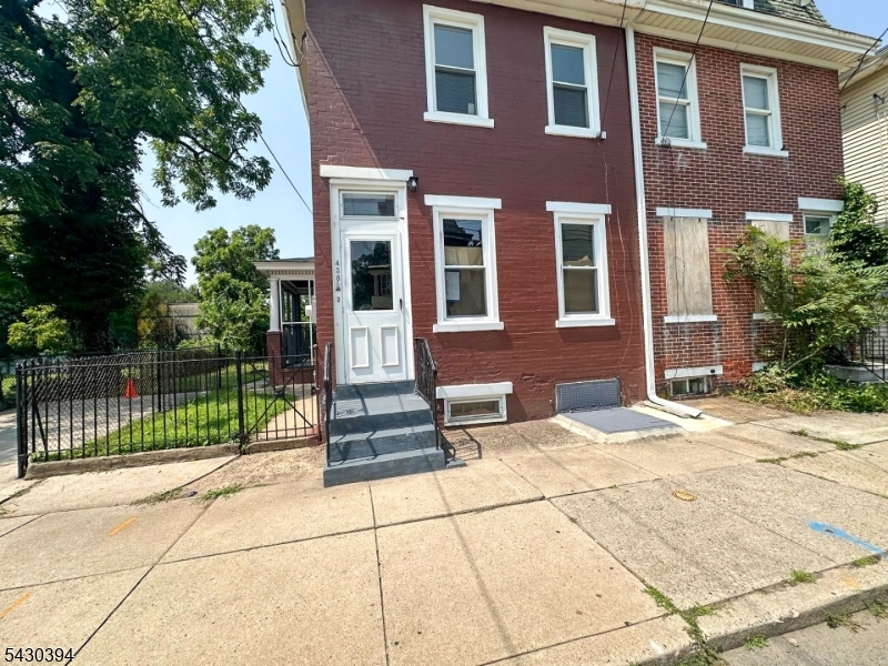 438 Lawrence Street Burlington NJ 08016
