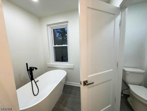 438 Lawrence Street Burlington NJ 08016