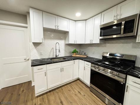 438 Lawrence Street Burlington NJ 08016