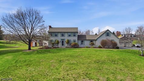 337 Johnsonburg Road Hope NJ 07825