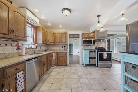 337 Johnsonburg Road Hope NJ 07825