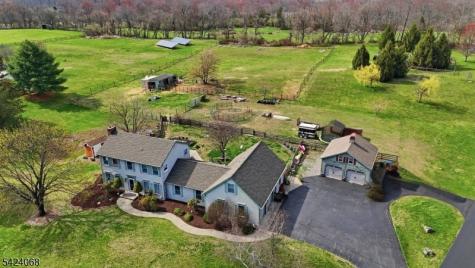 337 Johnsonburg Road Hope NJ 07825