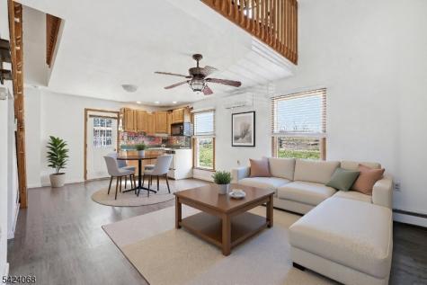 337 Johnsonburg Road Hope NJ 07825