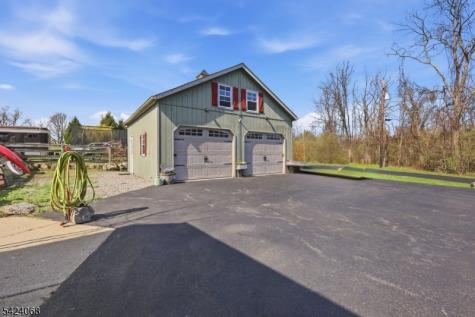 337 Johnsonburg Road Hope NJ 07825