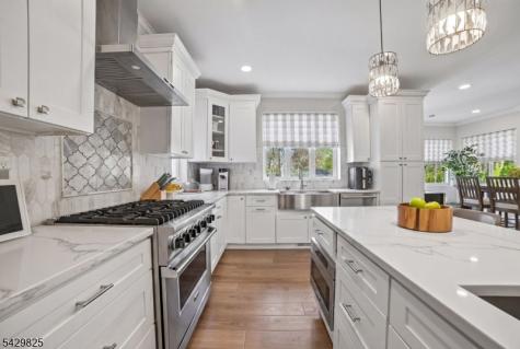152 Murray Hill Boulevard Berkeley Heights NJ 07974