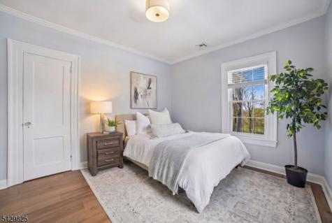 152 Murray Hill Boulevard Berkeley Heights NJ 07974