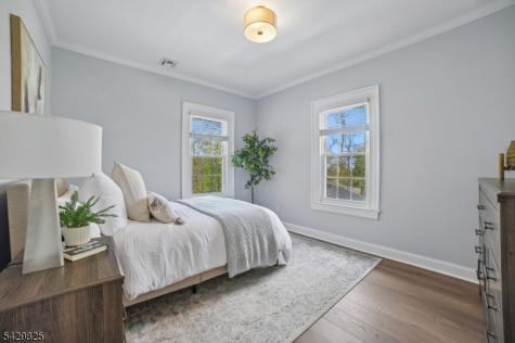 152 Murray Hill Boulevard Berkeley Heights NJ 07974