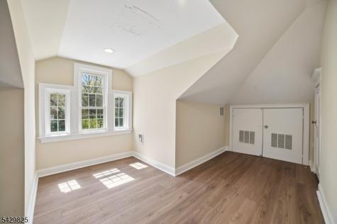 152 Murray Hill Boulevard Berkeley Heights NJ 07974
