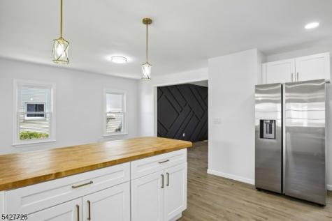 87 Edison Avenue Nutley NJ 07110