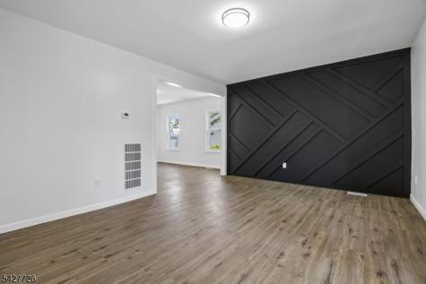 87 Edison Avenue Nutley NJ 07110