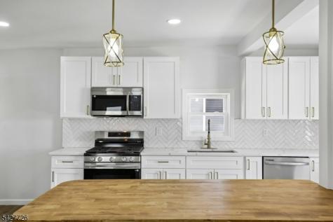 87 Edison Avenue Nutley NJ 07110